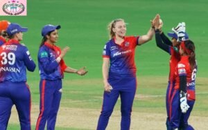 Delhi Capitals Cricket vs Gujarat Giants (WPL) Timeline